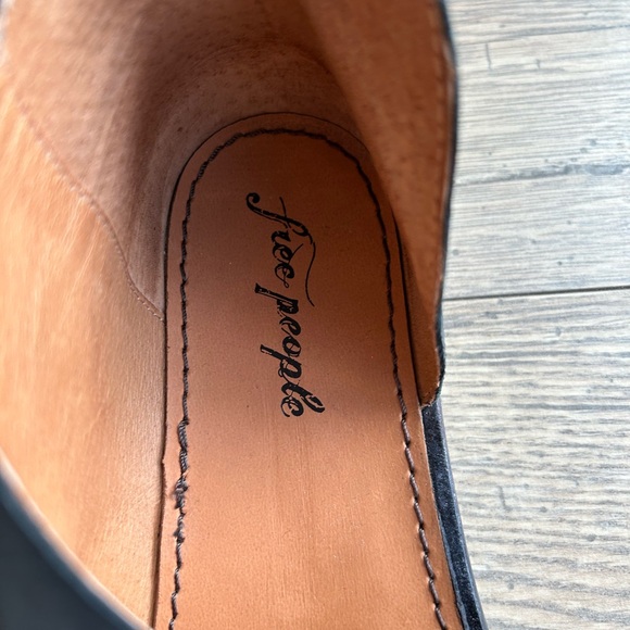 Free People Black Leather Mont Blanc Open-Toe Flats - Picture 6 of 8